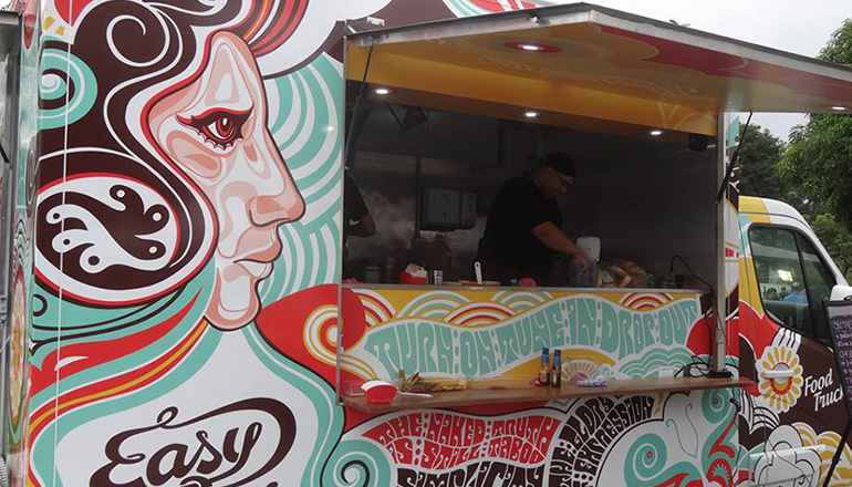 Santana receberá terceira edição da Arena Food Truck