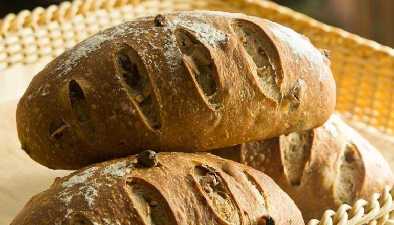 Aula de culinária gratuita ensina receitas de pães orgânicos
