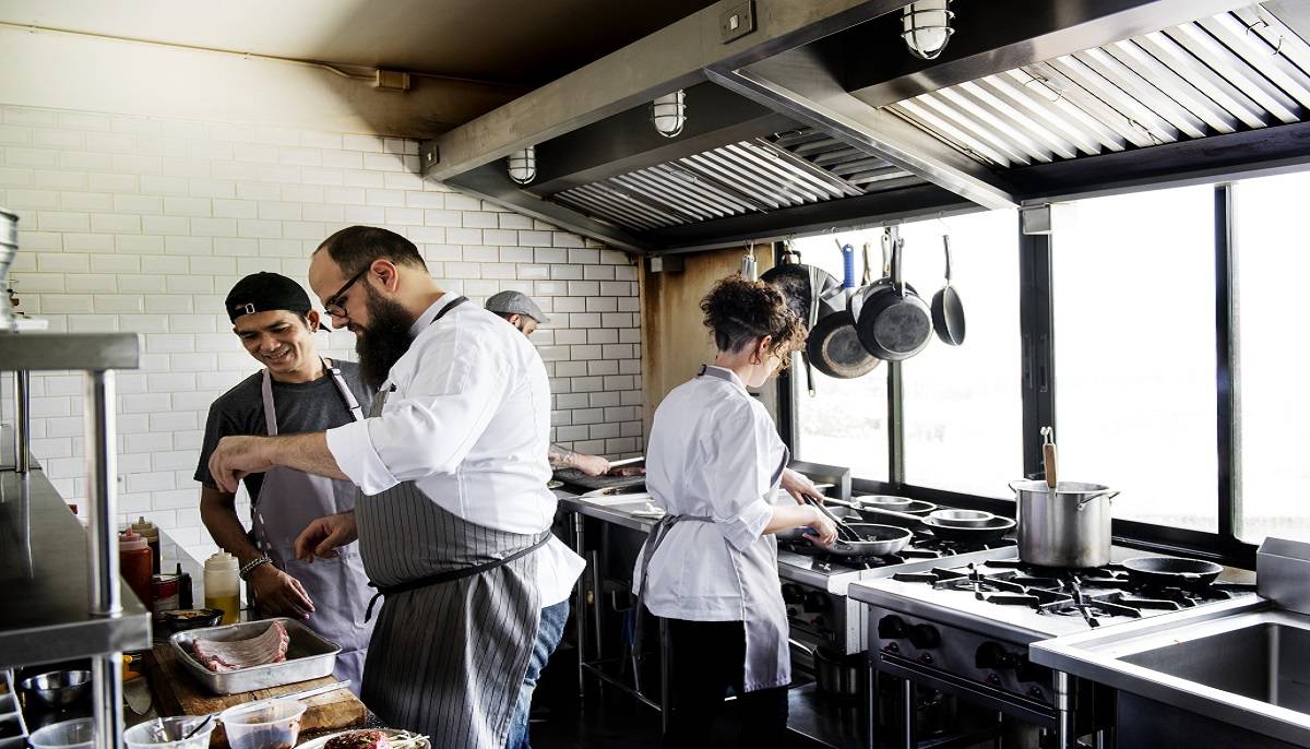 Dark Kitchens: saiba mais sobre a nova tendência no setor de food service