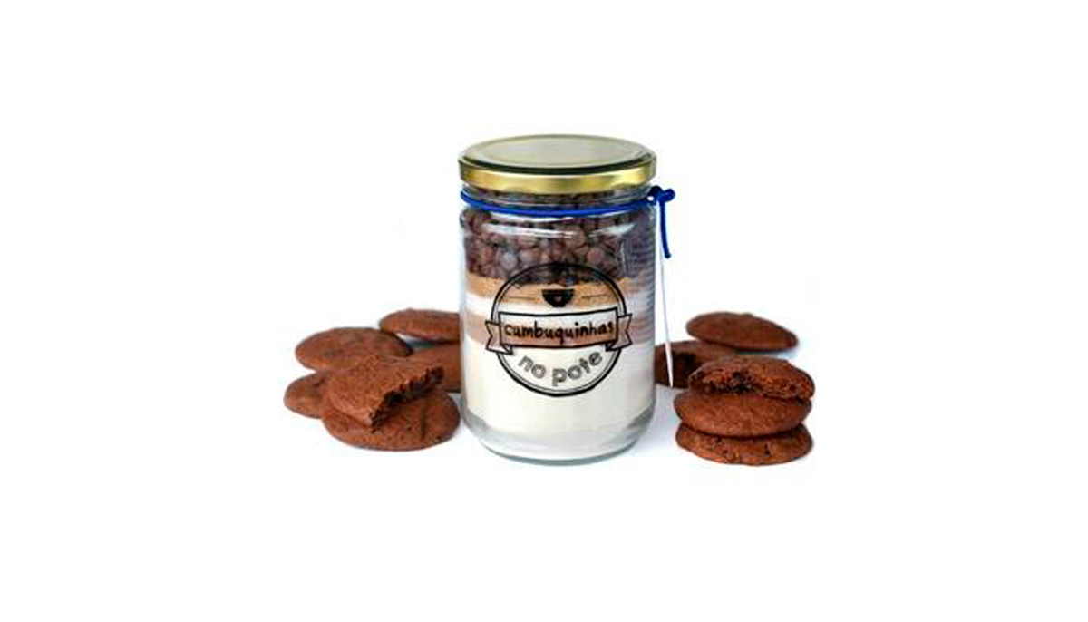 Premier Pack fornece pote decorado que embala ingredientes para o preparo rápido de cookies