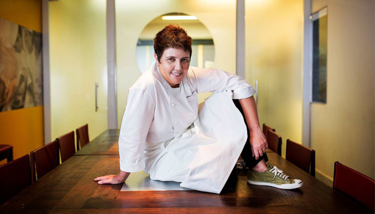 Brasileira é eleita a melhor chef mulher da América Latina