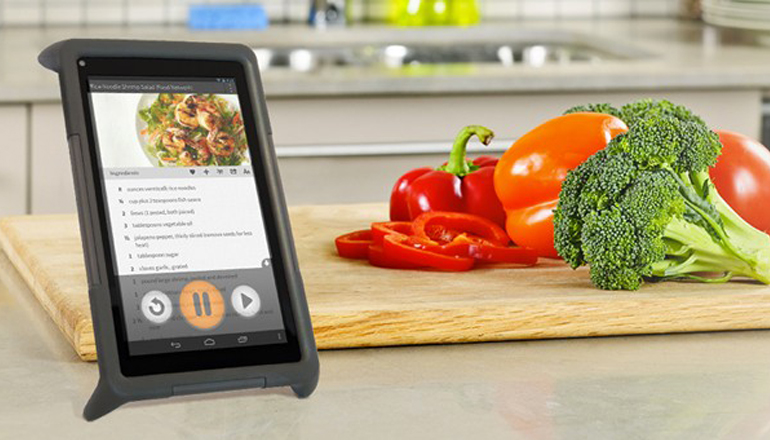 Empresa canadense desenvolve tablet seguro para usar na cozinha