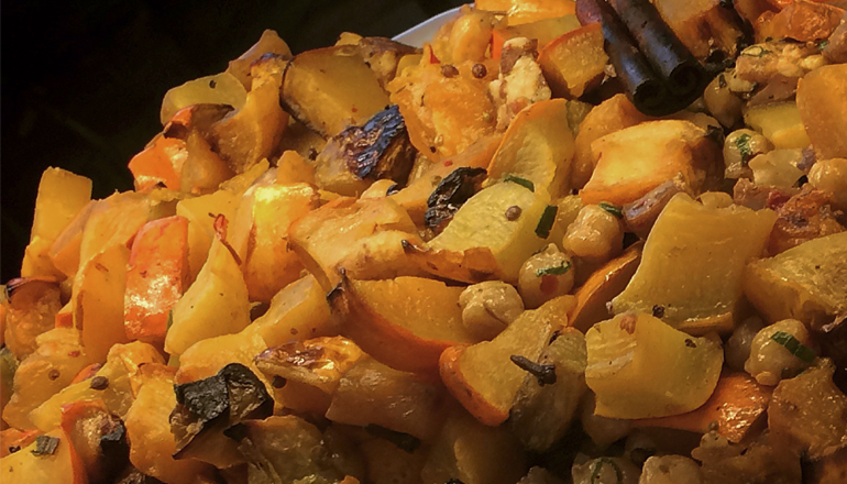 Salada de Abóbora Moranga com Calda de Pimenta, especiarias e semente de Girassol